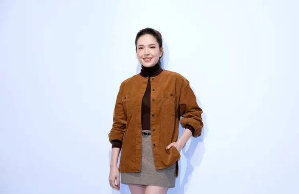 许玮甯甜蜜爆料：宝宝由邱泽负责照顾，夸赞老公是“非常棒的队友”