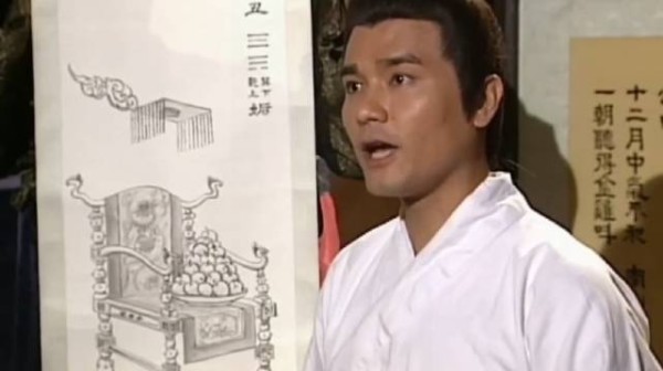 许德预言未来女皇，《布袋和尚》众星云集