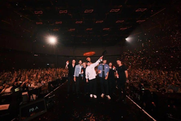 百威携手环球音乐推出「BUD LIVE 百威世界级音乐现场」
