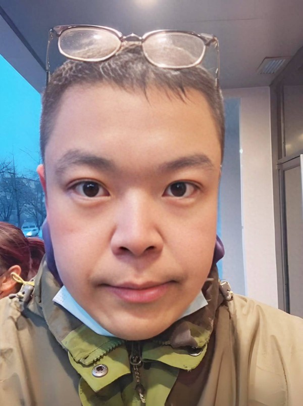 相声名家修明炎：42岁因糖尿病离世，生活习惯害了他