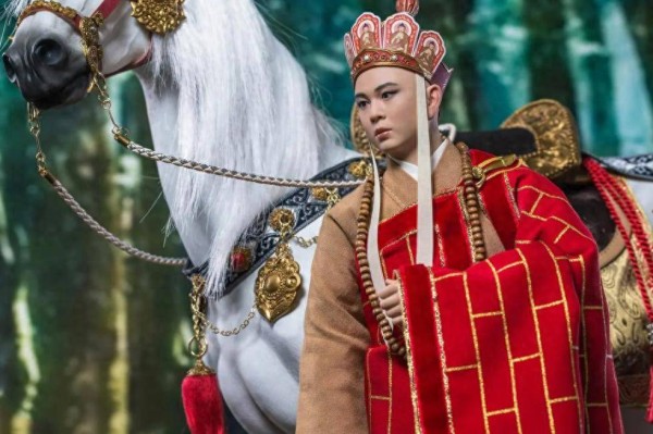 唐僧取经14年，喊女妖都是“女菩萨”，为何只叫老鼠精“娘子”？