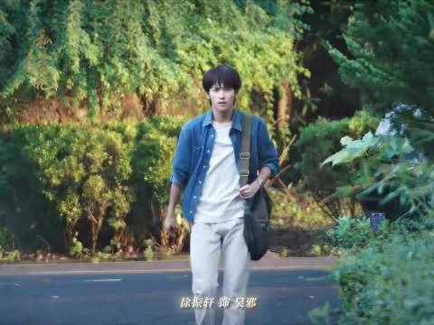 徐振轩为拍私家笔记减重二十斤，高强度训练成就动作戏