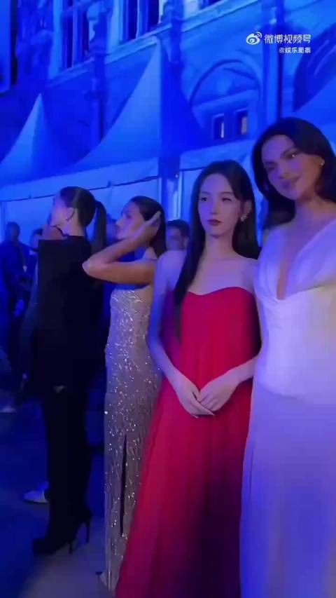 周也和肯豆同框了！也子真的完全小迷妹哈哈哈好可爱啊