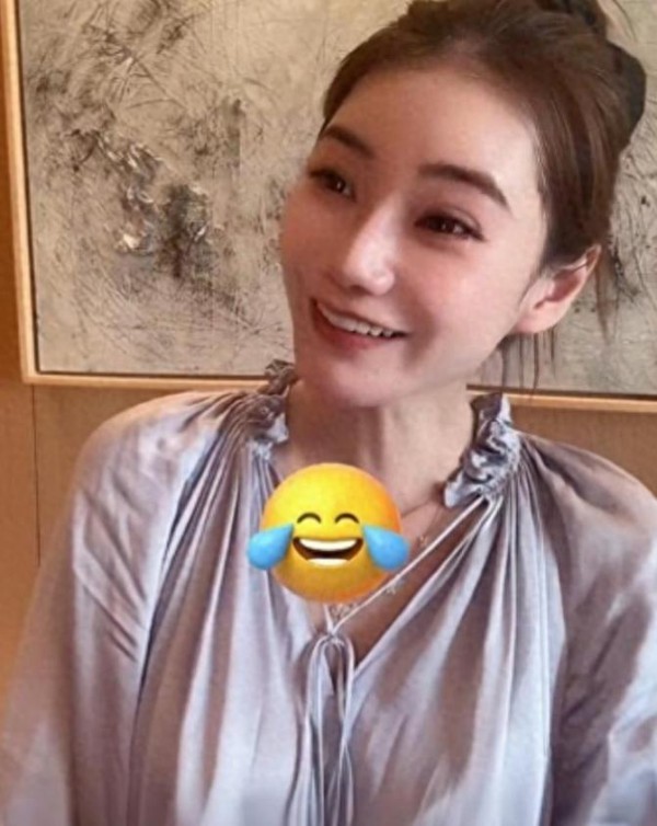 汪小菲夫妇出游被偶遇，马筱梅腹部隆起明显，网友直言好事将近