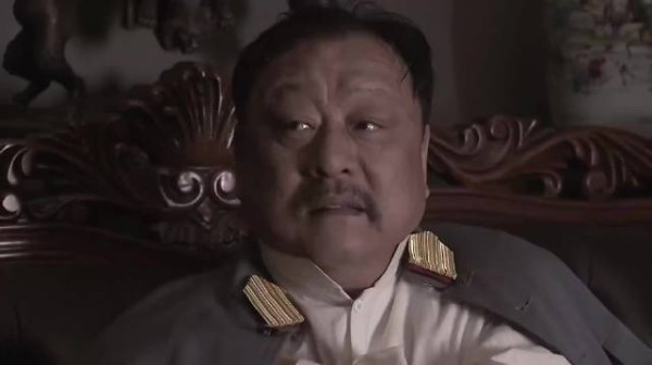 为了救丈夫，少妇被恶霸强行霸占一晚