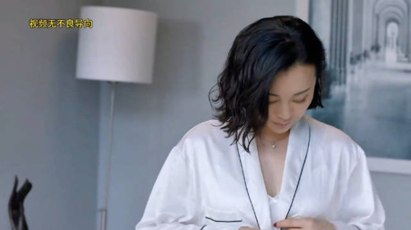 只因贵妇的身材太过性感，从而引发的悲剧！
