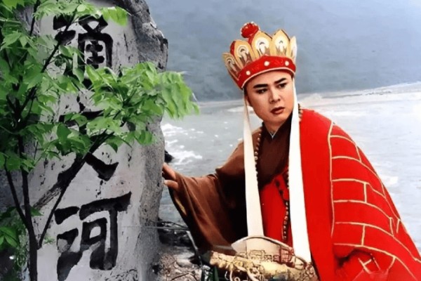 《西游记》：为什么男妖想吃唐僧肉而女妖想和唐僧成亲?男妖：我也想成亲