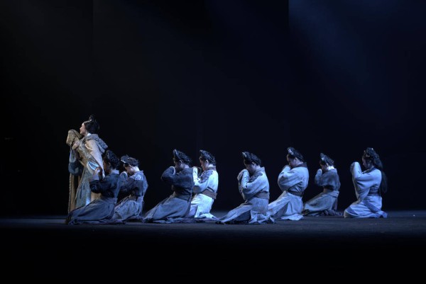 扬剧《蔡文姬》亮相2025紫金文化艺术节 诗化演绎才女传奇 彰显文化自信新魅力