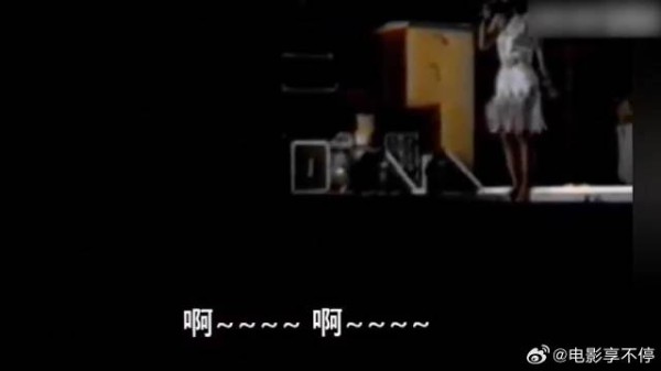 邓丽君私下有多可爱？一开口就是段子秒变相声专场，费玉清笑坏了