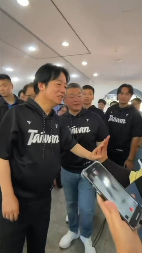 赖桑遇到日本人两眼放光