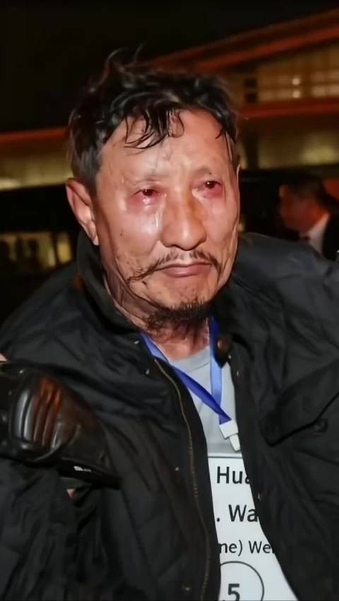 这么恶毒的人,也会掉眼泪