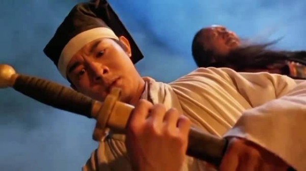 李连杰笑傲江湖里的轻功，剑气，招式，最接近我小时候看的武侠小说