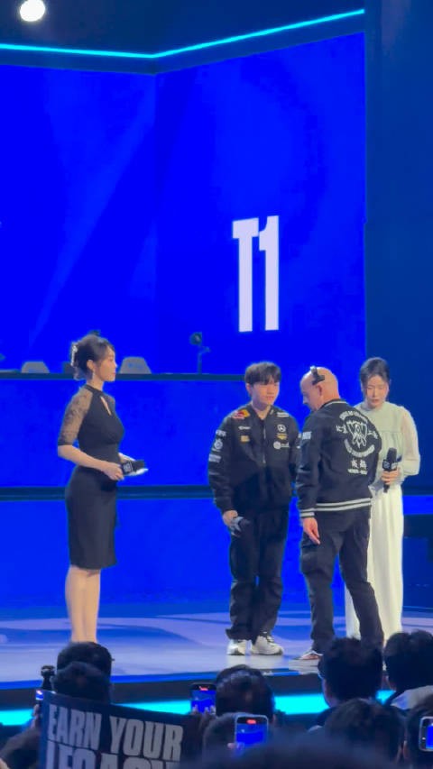 小K来到采访席!