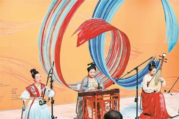 “美术馆之夜”奏响“音为吾乡”