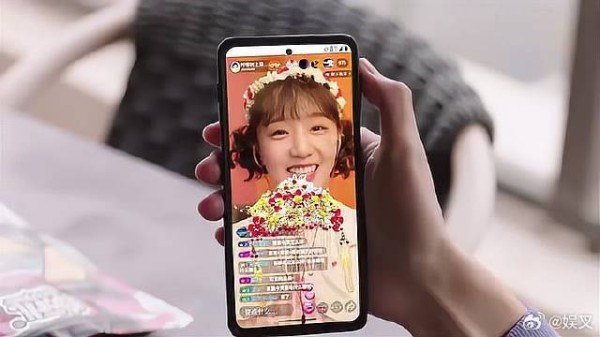 我的女人都敢抢,富少赶紧花重金找存在感