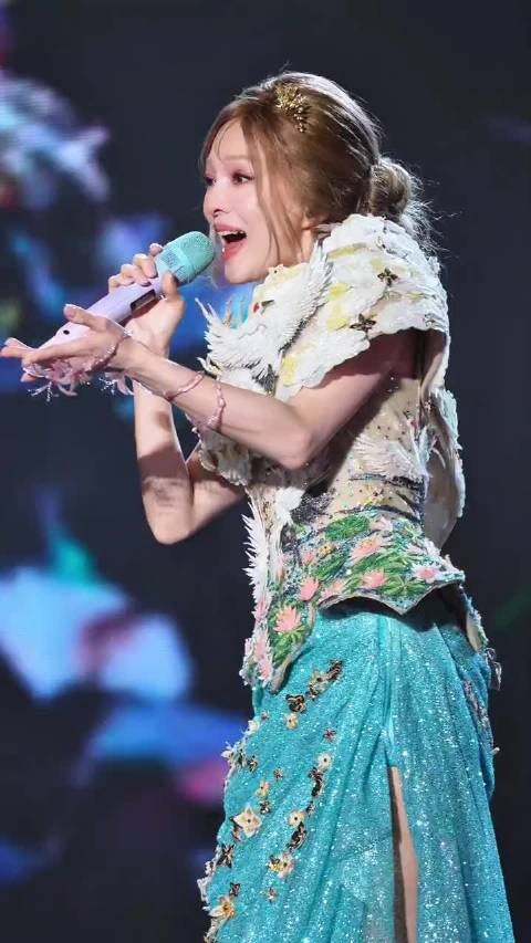 张韶涵歌声清亮直抵耳膜,阿刁隐形的翅膀传递力量希望