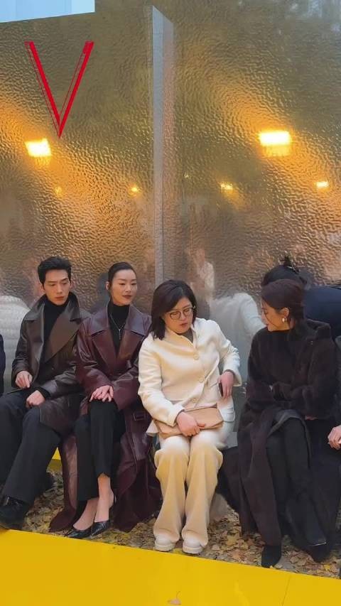 有人说蕾子这次没当电灯泡了哈哈哈哈哈