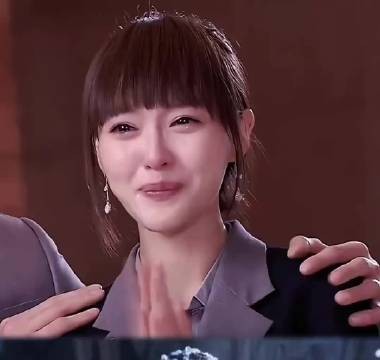 我的妈呀,真的好心疼唐嫣刘诗诗啊,不该这样被对待啊!