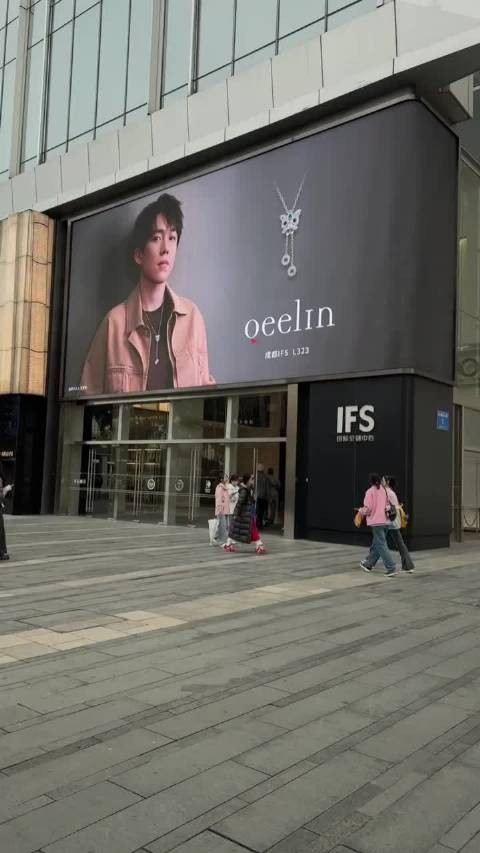 王楚钦连获三大品牌代言，商业价值飙升