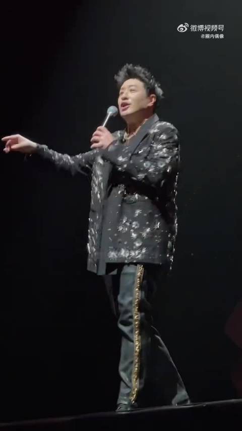 潘玮柏演唱会邀万人现场打歌互动