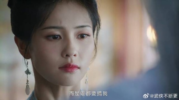 姜雪宁被逼入宫，得知谢危也帮忙，原来都要搞她