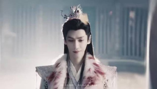 罗云熙微博视界大会首唱水龙吟人物曲一往