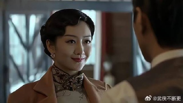 汪曼春明楼共度一夜 回去76号才知明台被枪毙,气疯了