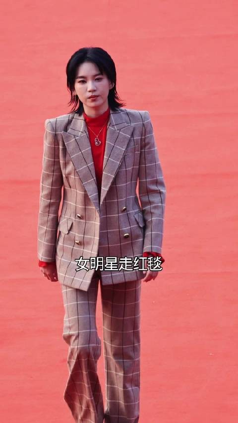 这个女明星有人认识吗？