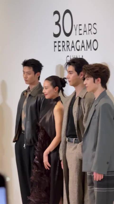 高圆圆、陈星旭、陈靖可、尹浩宇成都活动同框,好完美的四张侧颜!