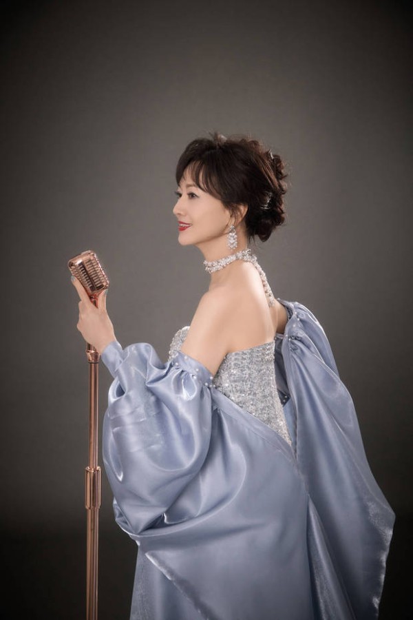 赵雅芝简直就是“不老女神”!