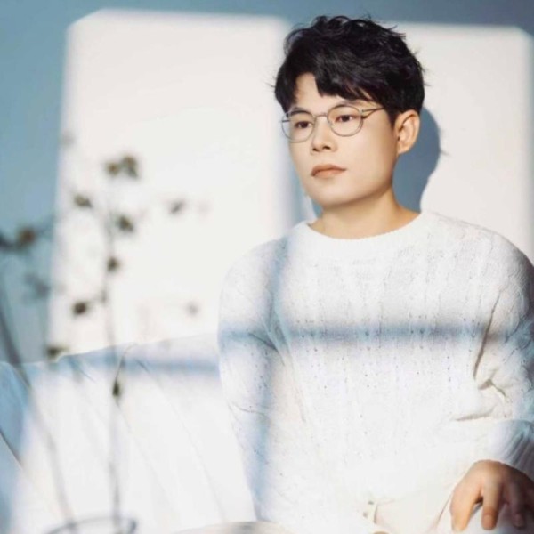 以真情破局 以匠心立艺——解析Z世代原创歌手乐天俞的音乐创作密码