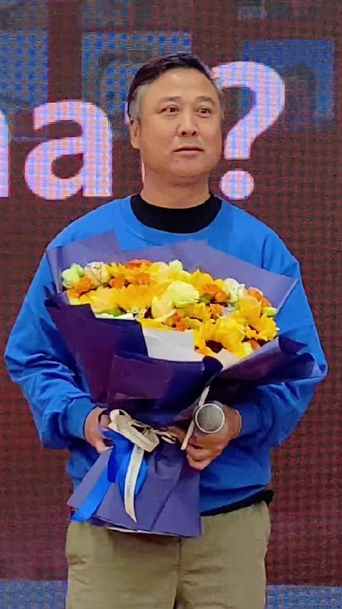 前国脚祁宏现在长这样,年轻的时候太帅了