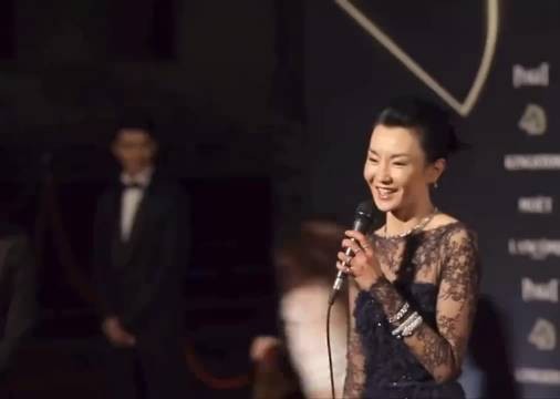 张曼玉真的很美啊,岁月不败美人