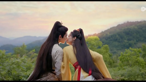 山河枕卫韫楚瑜夕阳热吻，夫妻联手攻占北歧