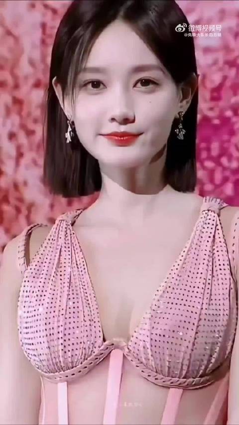 李一桐的这次活动可迷死人了