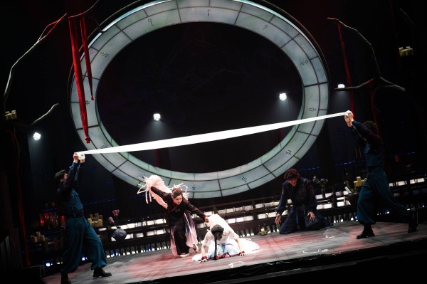 版权戏与原创剧：在技术规范与内容创新间寻找平衡