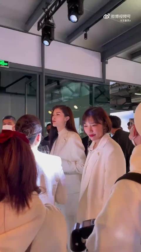 何穗产后近照太美了吧，你喜欢吗？