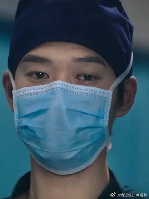 演技好细腻 他好擅长没有台词的戏