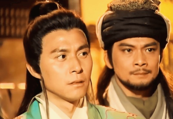 慕容复一身神功，为何谁也打不过？你看他发疯后娶了谁当皇后就懂了