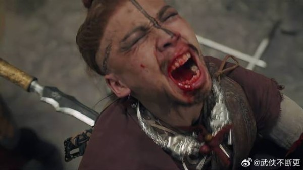 小矮怪狂妄无比，下秒凌风枪如惊雷，直接把他扎个透心凉