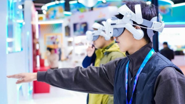 科技赋能文化新场景，上海普陀文创亮相长三角文博会