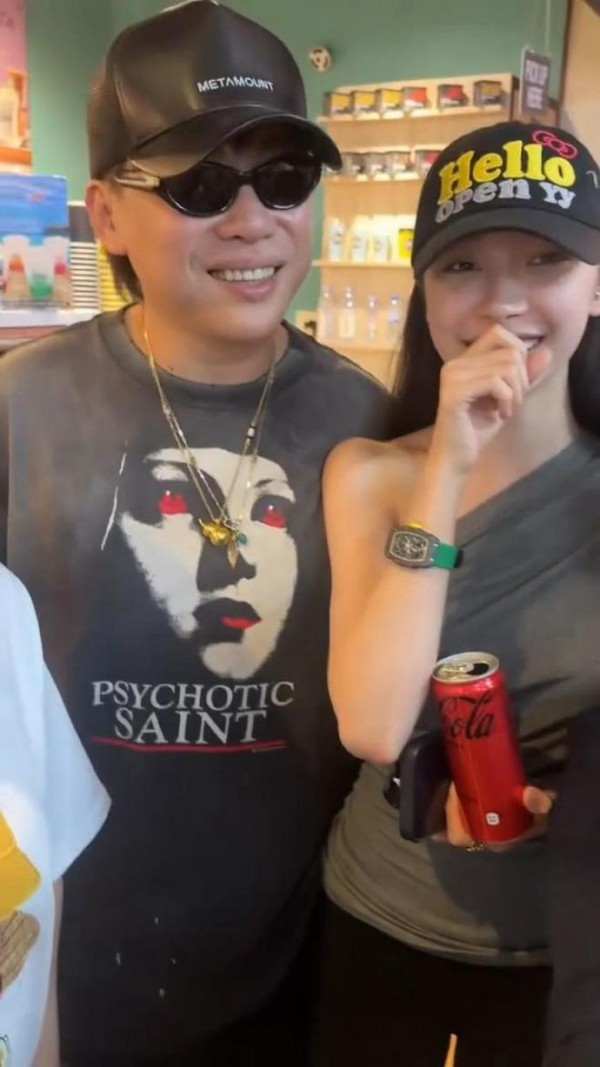 易梦玲收入不逊明星,1分钟视频广告报价100万,跟胡彦斌强强联合