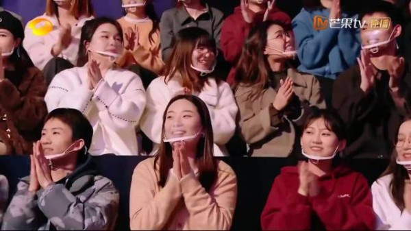 陈乔恩范世錡穿棉睡衣走秀，黄明昊上演湖南省服OOTD