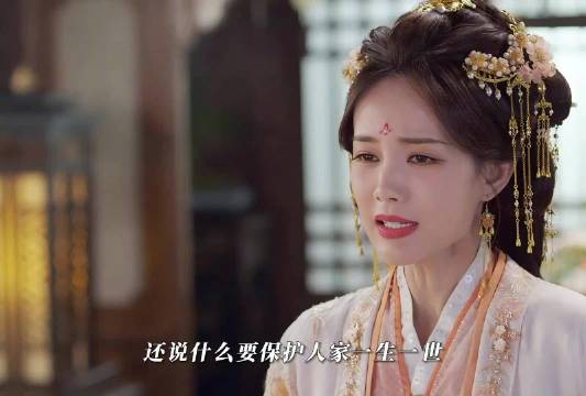 李一桐古灵精怪这个赛道居然毫无违和感！