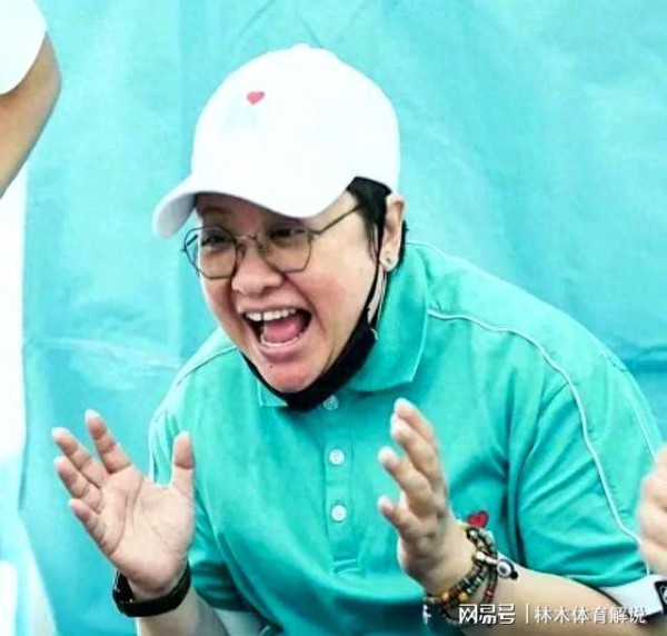 多位明星为香港火灾捐款！韩红基金拿出一千万，SM韩团捐出25万