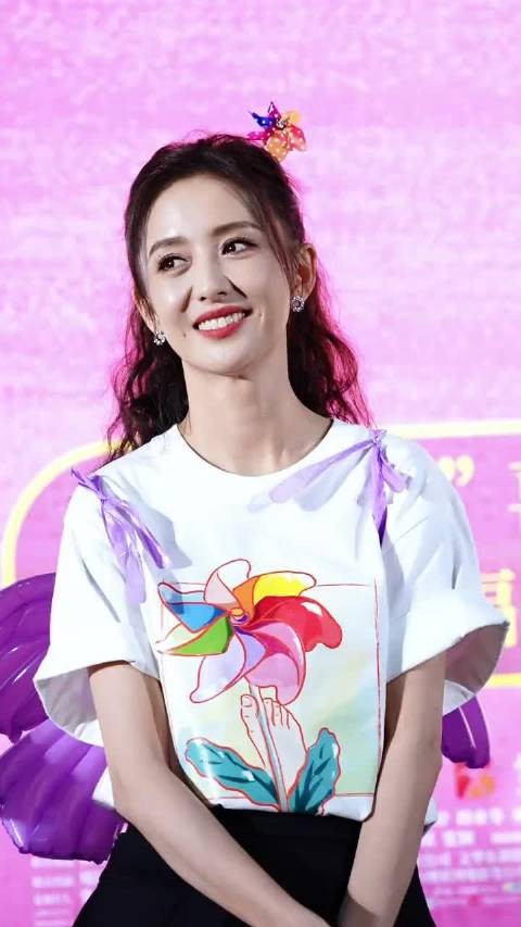 佟丽娅高清生图也好看,美丽大方!