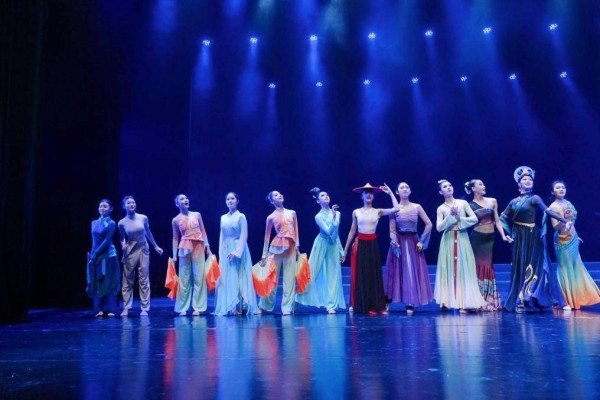 东莞举办第十届“单、双、三”个人风采舞蹈大赛