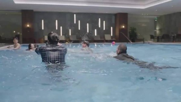 小欢喜：磊儿喝醉酒名场面，直呼小姨文洁大名，真是看一次笑一次