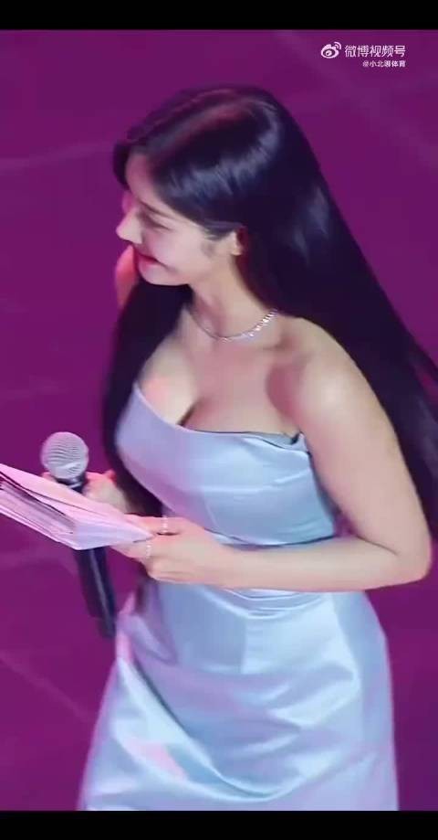 第一排看权恩妃是何感觉?世间竟有如此尤物!