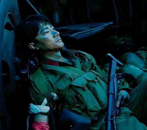 为什么电影《芳华》突然大火,看看樊振东在国乒的遭遇就知道了